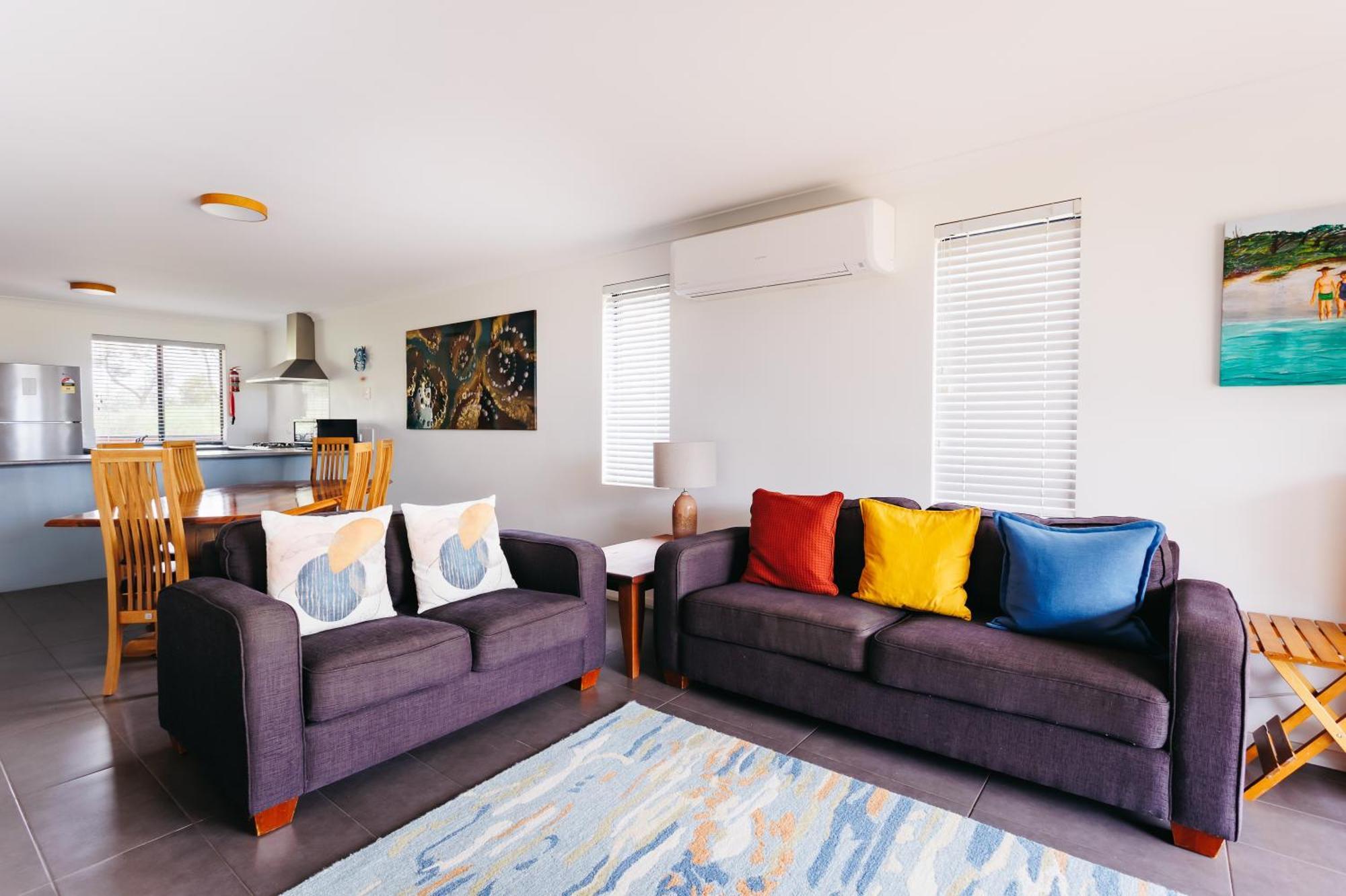 Cosy Corner By The Bnb Collection ألباني المظهر الخارجي الصورة